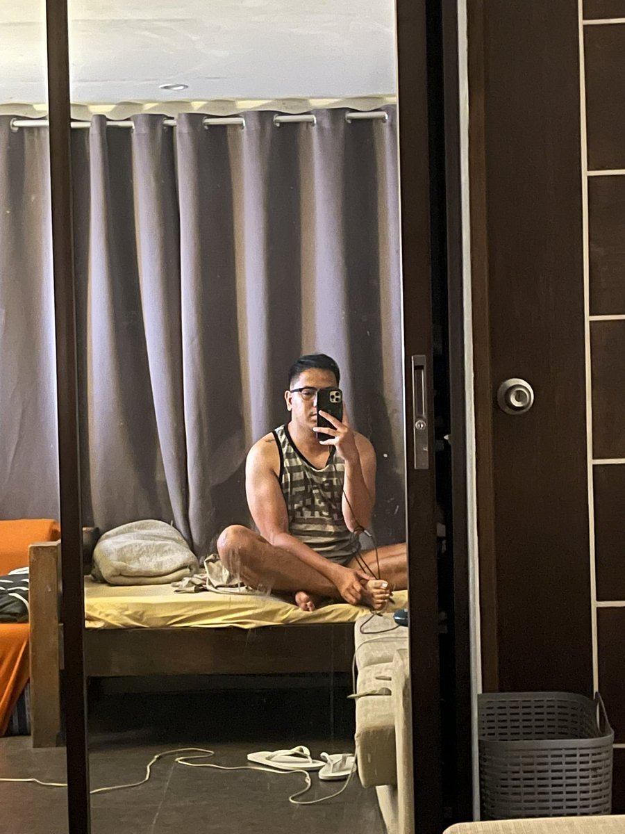 BondTarc's tweet photo. 😴 https://t.co/Wd4aPWnrjh