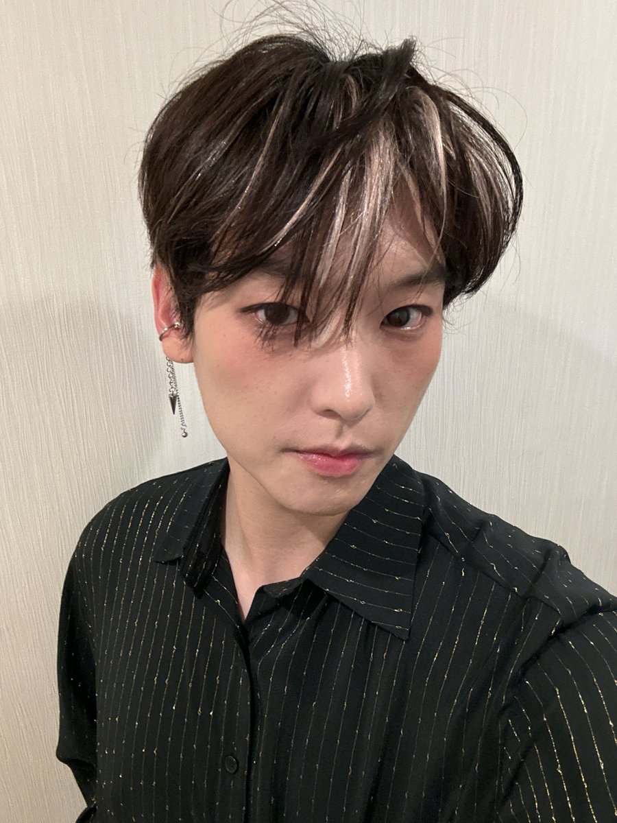 writingonstar's tweet photo. 똑같잔아-!!!!!!!!! https://t.co/XH5UjzWNFU