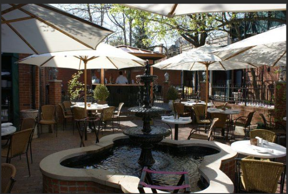 TheWexMedRctr's tweet photo. Working at Wexner:
✨Columbus Discovered: Adventures✨ 

Try Lindey’s in German Village! 
Dive into a local favorite for amazing dishes and atmosphere. From Lobster Mac &amp; Cheese to the latest cocktails, it never disappoints!🍸🍴 #OSUWexMedLife #ColumbusDiscovered

📍169 E Beck St https://t.co/ocPYXOyUoa