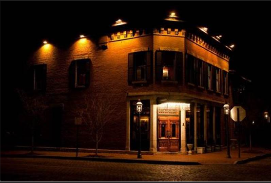 TheWexMedRctr's tweet photo. Working at Wexner:
✨Columbus Discovered: Adventures✨ 

Try Lindey’s in German Village! 
Dive into a local favorite for amazing dishes and atmosphere. From Lobster Mac &amp; Cheese to the latest cocktails, it never disappoints!🍸🍴 #OSUWexMedLife #ColumbusDiscovered

📍169 E Beck St https://t.co/ocPYXOyUoa