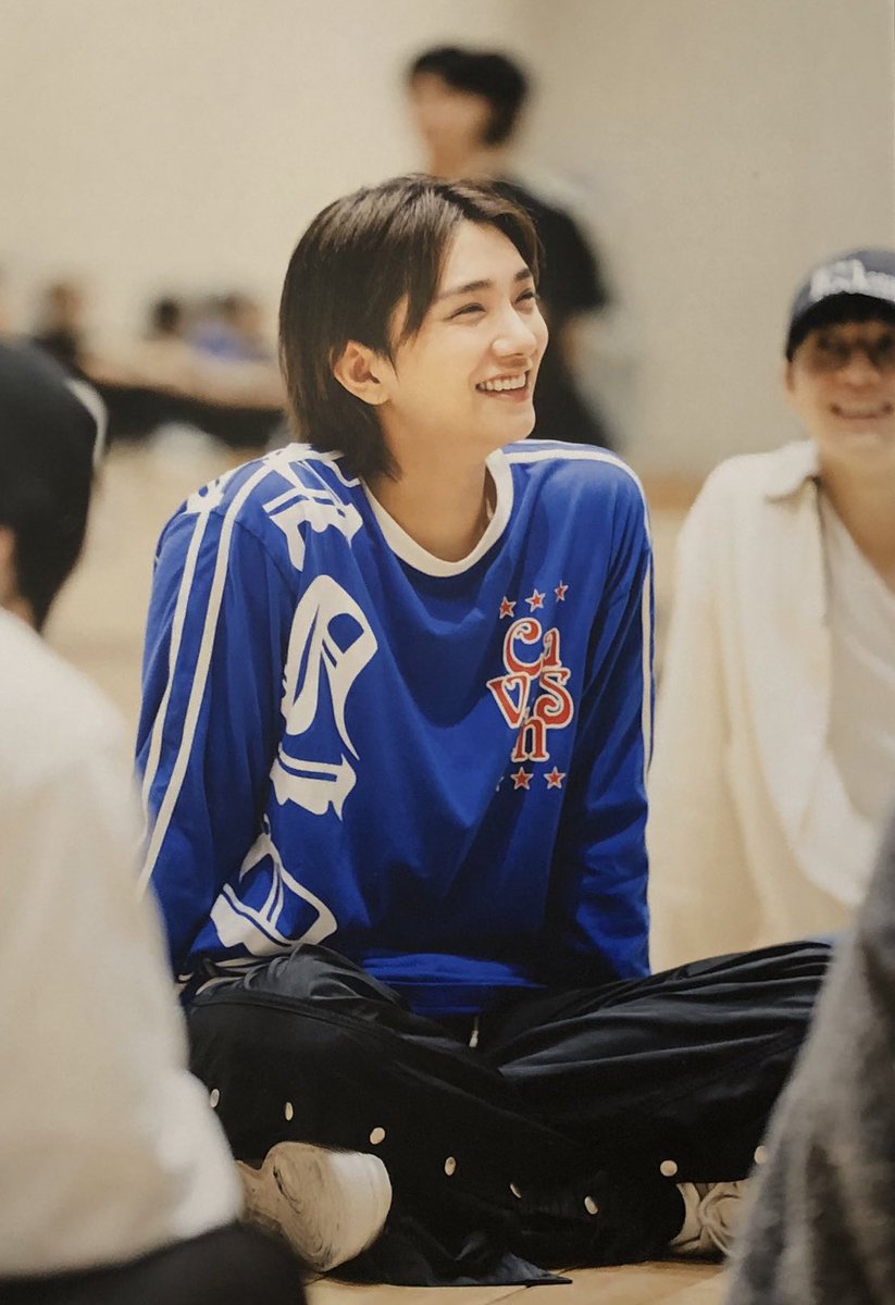 joshua, you are the strongest person i know 🫂 i hope the happiness that you give us will come back to you a hundred times more 🤍 i love you so much and we’re always here to love and protect you, our dearest joshua.