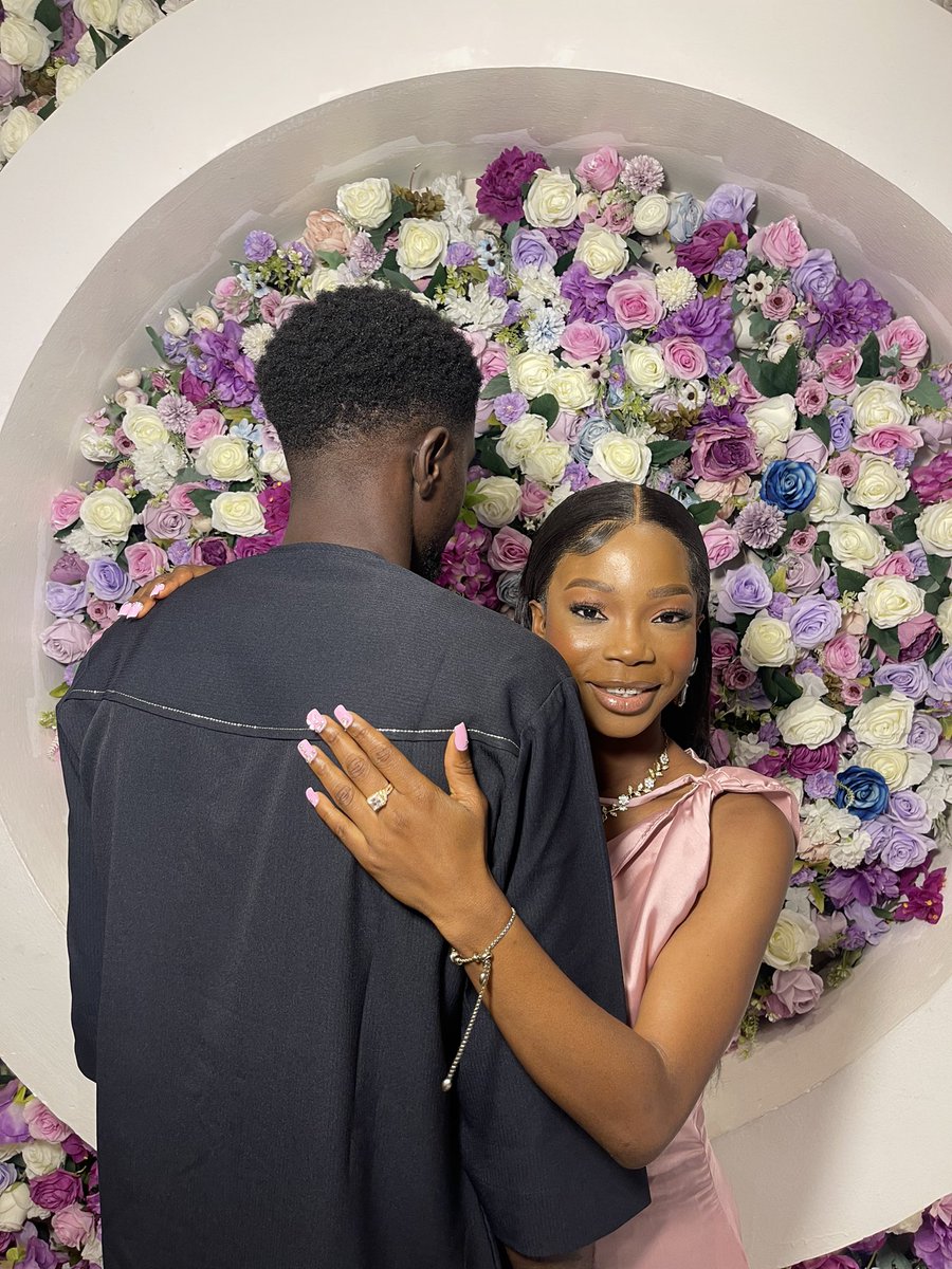 simply_jumoke's tweet photo. And she said yessss, congratulations love 😘 https://t.co/CHFk6f5eJw