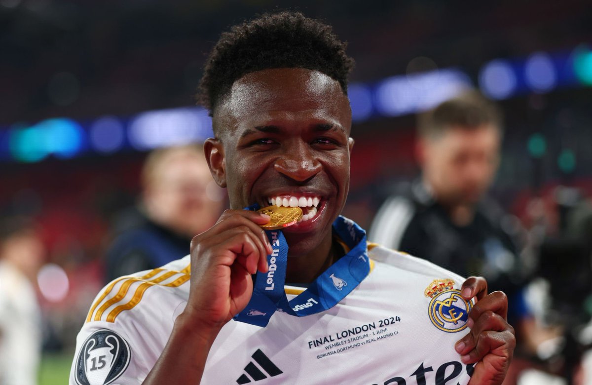 Vibes Foot tweet media