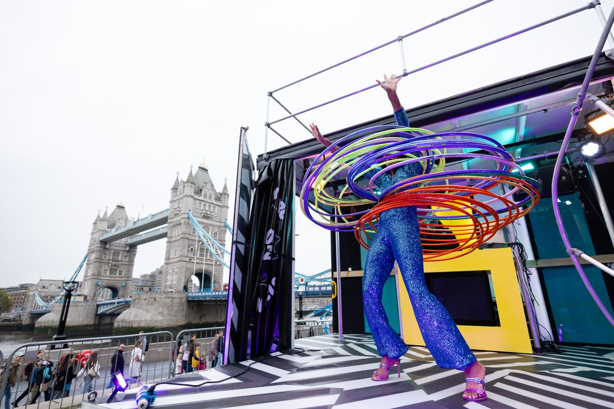DanceUmbrellaUK's tweet photo. What a place to watch live performances 🥲 The Bobby Dazzler with @hackneyshowroom at @PottersFieldsPa last Saturday was SO much fun!!

Part of Dance Umbrella Festival, in partnership with @TeamLondonBdg ✨

📸 Roswitha Chesher https://t.co/gHljfviSqz