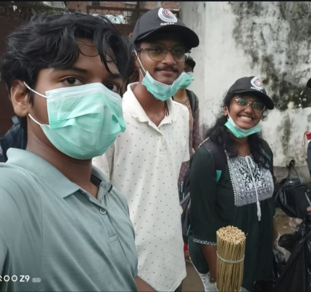 nss_iitp's tweet photo. We successfully conducted a Cleanliness Drive in Yamunapur under the 'Swachhata Hi Seva' initiative! Our dedicated volunteers worked together to clean public spaces and spread awareness for a cleaner, greener community🌍
 #SwachhataHiSeva #NSSIITP #CleanIndia #SustainableLiving https://t.co/uxyI83CwNp