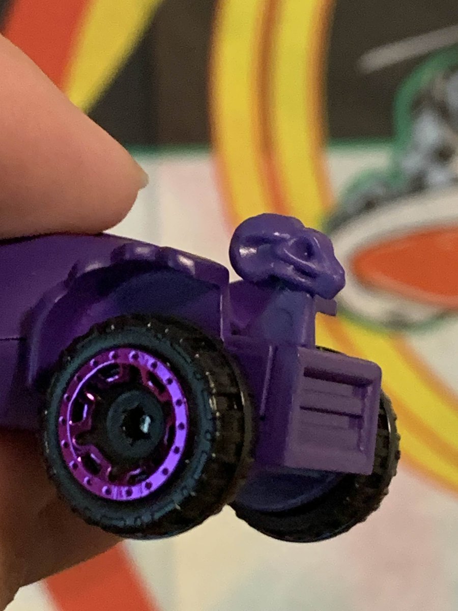 dailyhotwheels's tweet photo. Hot Wheel of the Day - Skeletor!

Skeletor is from the Masters of the Universe Character Cars Series! He's a bit late to the scary celebrations... but nobody tell him...

#hotwheels #skeletor https://t.co/GjkGpyIqyv