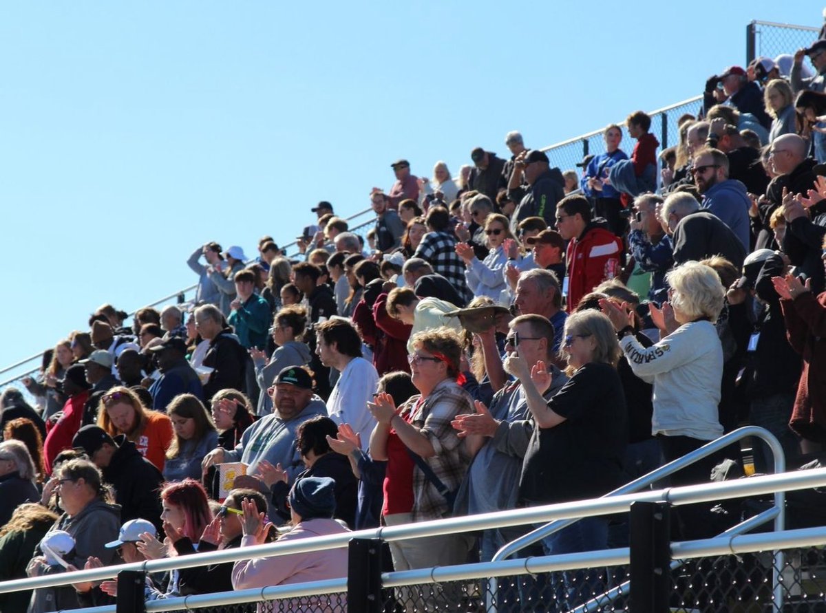MU_SpartanFB's tweet photo. An amazing Homecoming weekend! Alumni shared stories at breakfast, connecting with our players. Special thanks to Eddie Consolo ’57 for reminding us of the pride and traditions that make our school special. Thank you, alumni!
#Homecoming2024 #BringTheJuice #NBU #FierceCompetitor https://t.co/RsuPBPIEPi