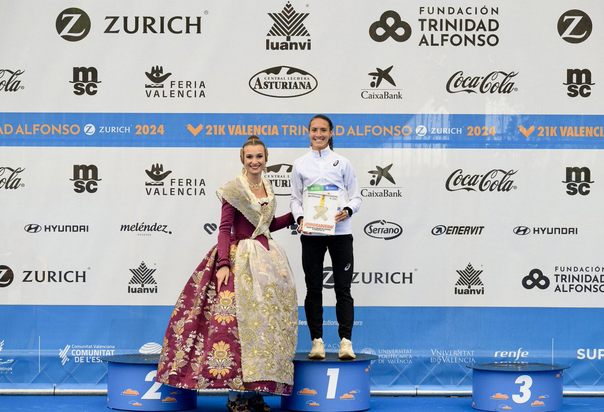 FACV (@atletismefacv) on Twitter photo MEDIO MARATÓN DE VALENCIA TRINIDAD ALFONSO ZURICH
🟠 <a href="/VCRunning/">Valencia Ciudad Running</a> premió a la mejor y al mejor atleta de la Comunitat
🚹
🥇 Thierry Ndikumwenayo 59:42
🥈 Andreu Blanes 1h02:50
🥉 Andrés Macías 1h07:14
🚺
🥇 Laura Méndez 1h14:43
🥈 Laura Domene 1h14:45
🥉 Alicia Álvarez 1h17:11 MEDIO MARATÓN DE VALENCIA TRINIDAD ALFONSO ZURICH
🟠 <a href="/VCRunning/">Valencia Ciudad Running</a> premió a la mejor y al mejor atleta de la Comunitat
🚹
🥇 Thierry Ndikumwenayo 59:42
🥈 Andreu Blanes 1h02:50
🥉 Andrés Macías 1h07:14
🚺
🥇 Laura Méndez 1h14:43
🥈 Laura Domene 1h14:45
🥉 Alicia Álvarez 1h17:11