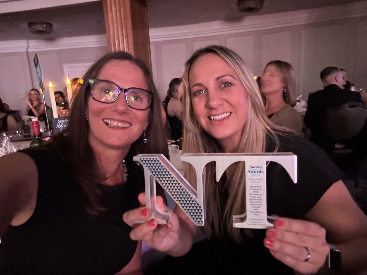 0-19 Research Network have won the prestigious Nursing Times Award for Public Health Nursing! 

Read all about the amazing 0-19 Research Network and their win on the Sheffield Children's website! 

sheffieldchildrens.nhs.uk/news/0-19-rese…