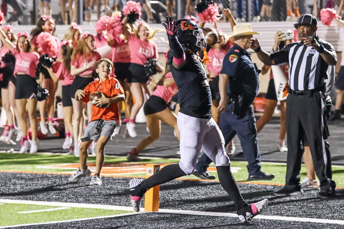 Next up for week 9 <a href="/chiro_pt/">PT&Chiro Concepts</a> AOW nominees:

Raycine Guillory, RB, Aledo HS

Ray was relied on heavily in a fight with Richland Friday night. Carrying the ball 31 times for 238 yds and 6 total TDs, including the game winning TD in the overtime win. 
<a href="/Raycineguillory/">Raycine Guillory Jr</a>