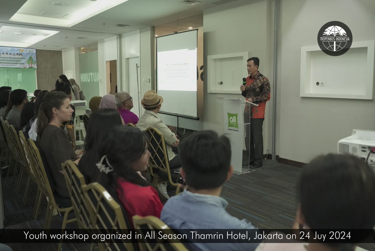 TropenbosID's tweet photo. In commemorating Indonesian Youth Pledge Day 2024, let’s have a flashback to the implementation of the Youth Workshop: https://t.co/i28JNZ6W7L and Youth Camp: https://t.co/nEhJnGARcR

#YouthPledgeDay2024 #SumpahPemuda2024 #Youth #Pemuda #YEHAA https://t.co/tnXbmEhqv0