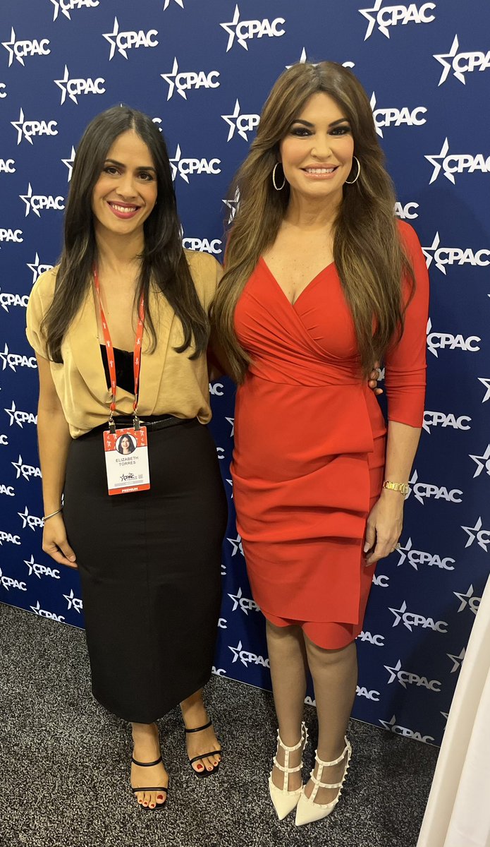 elitorrespr's tweet photo. Esta es la novia de @DonaldJTrumpJr, Kimberly Guilfoyle Gerena @kimguilfoyle una puertorriqueña hija de una maestra aguadillana, Doña Mercedes Gerena y a quien @realDonaldTrump quiere como una hija. 

Somos gente inteligente, sabemos lo que está en juego. Ningún comediante mediocre alterará nuestro enfoque.