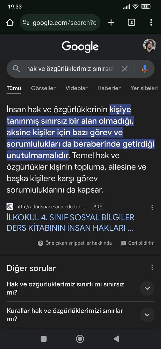 4.sinif sosyal bilgiler ders kitabından şu çıkarımı yapabilmeli insan; müslümanların yaşadığı bir toplumda islam dininin en degerli gününde islam diniyle dalga geçmek benim özgürlüğüm olamaz çünkü birilerinin en kutsalini hakir görmüş olurum. Tabi 4. Sınıfa geçmek lazım önce.