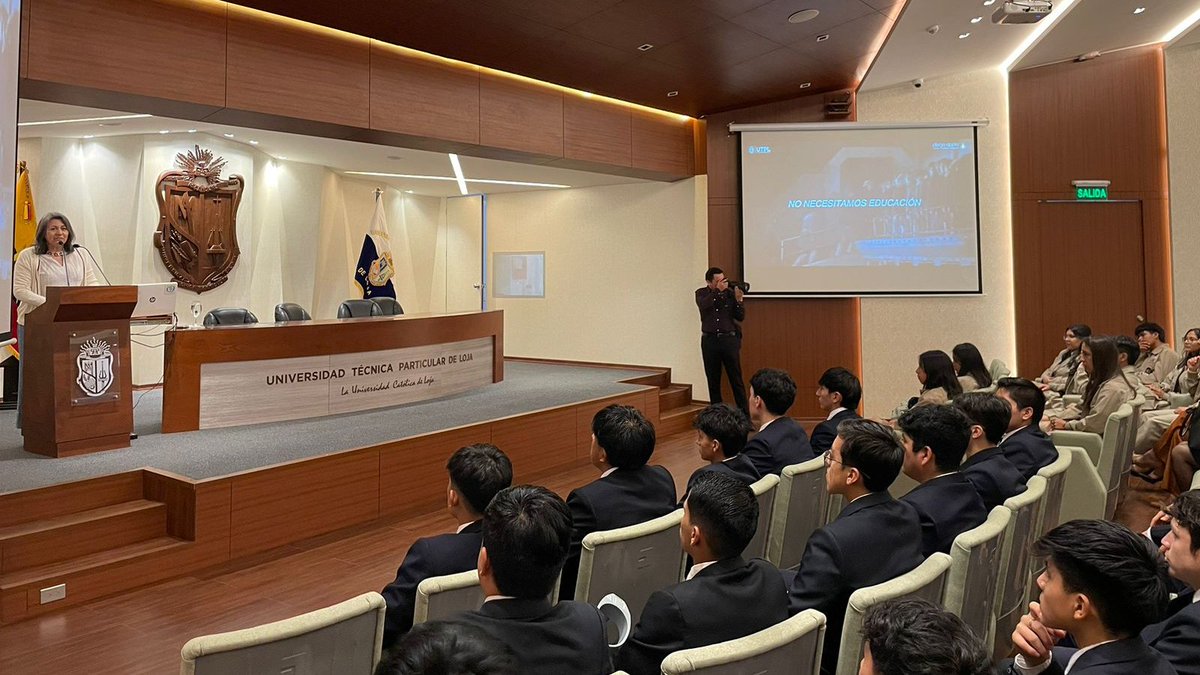 🎓 UTPL tweet media