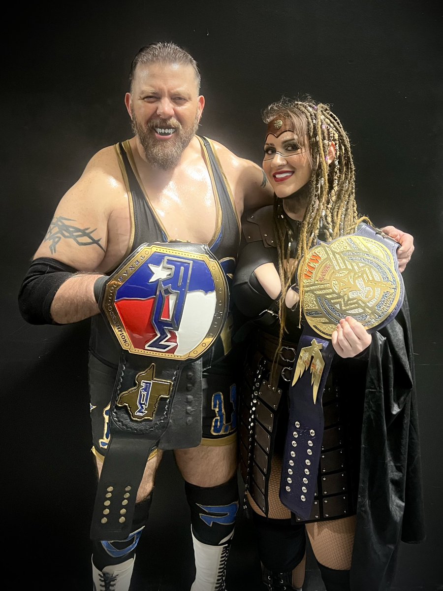 OfficialSheeva's tweet photo. Your @TheOfficialROW Texas Champion @RDBEAR57 and Gladiator Pro Gladiatrix International Champion @OfficialSheeva 💪🏻👊🏻🇺🇸
#POWERCOUPLE #TEXAS #ARKANSAS #REALITYOFWRESTLING #GLADIATORPRO #GRIZZLEDBRUTALITY #GRIZZED #RDVSTHEWORLD #GODDESSOFDISTRUCTION #QUEENOFTHEHEATHENS https://t.co/K9IzMkF6en