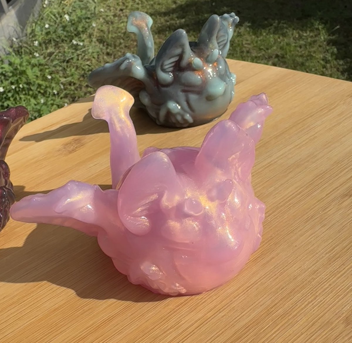 🎃 Updated WTT post! 🎃

Open to look at any kit models or colors, but prefer werekits, demons, pumpkits, comfy kits, or eggie kits.

If you’d like closer pics or other angles just let me know! 

Willing to trade multiple for some pours/colors.

#bstkits
