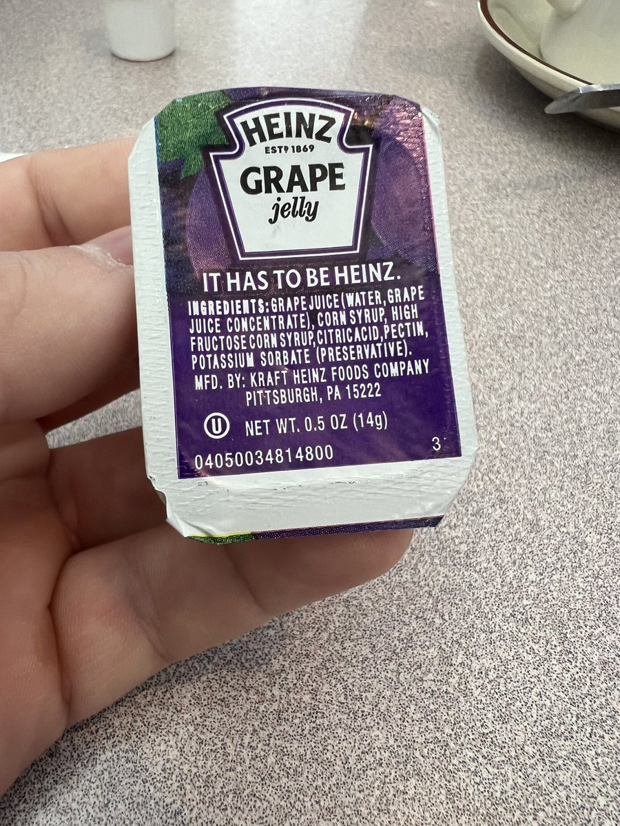 TheJundFund's tweet photo. ✨RARE✨
Heinz Grape Jelly miscut, NM
*Serious offers ONLY*
#MTGMiscuts #MTGOddities https://t.co/RFpSW3Ulpf