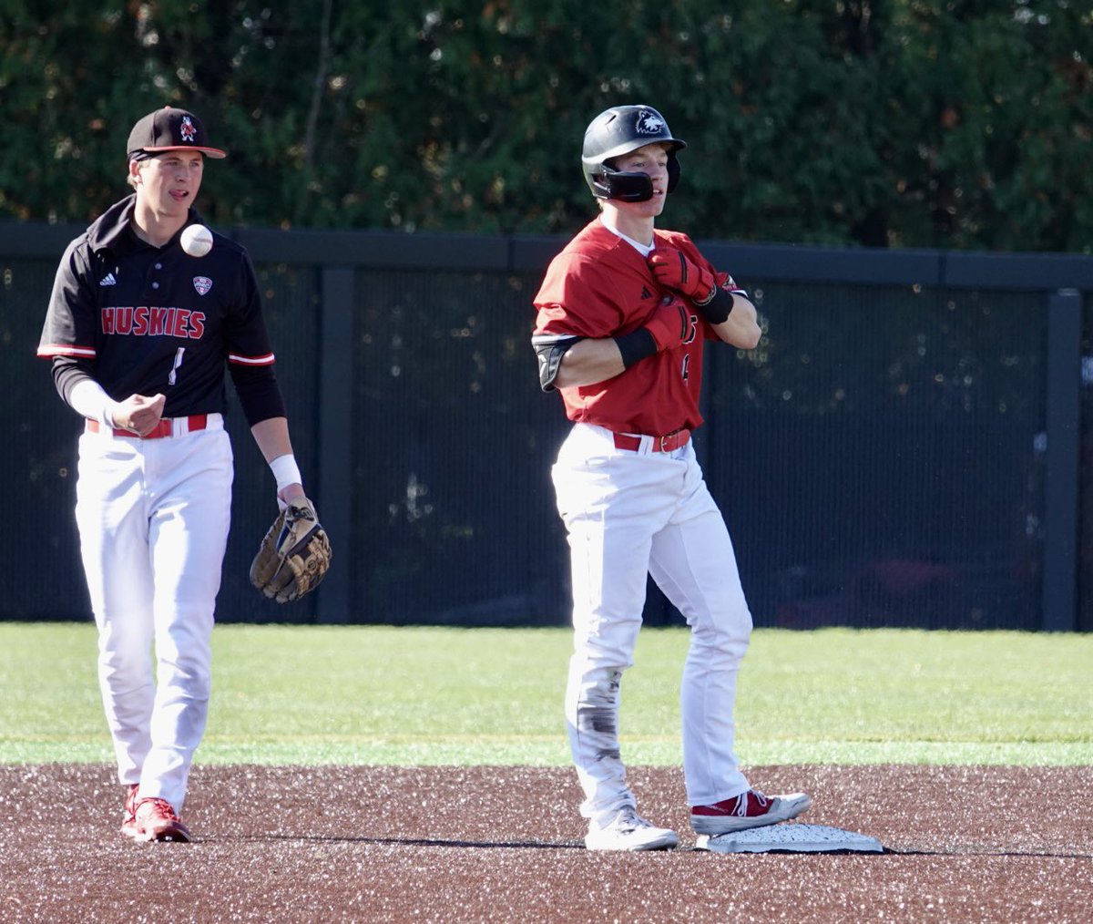 NIU_Baseball's tweet photo. That’s a wrap to our fall! 🍁🍂 https://t.co/AHmoKFEyQb
