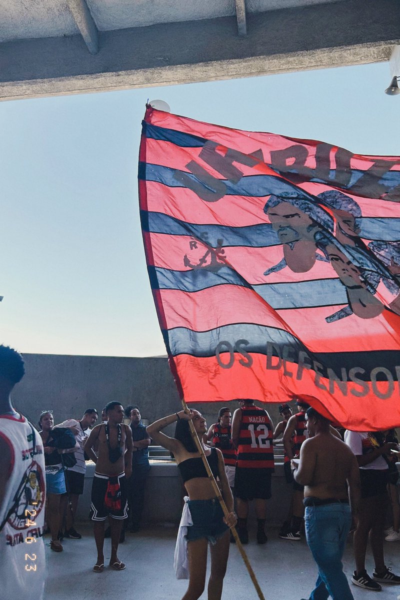MulheradaUBZ's tweet photo. Que essa luta nunca pare e continue inspirando a união feminina nas arquibancadas, mantendo viva nossa história. https://t.co/bPEZXdEqnc