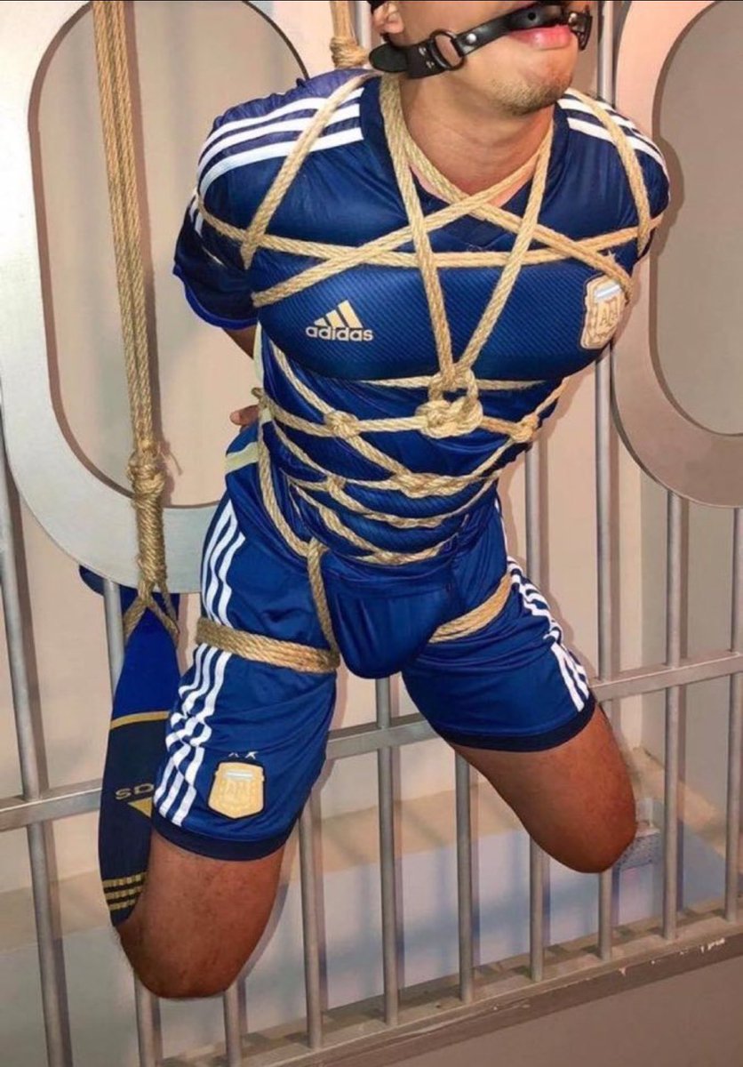 cuffedboi's tweet photo. Who wants to recreate this?? https://t.co/xI2o58irBJ