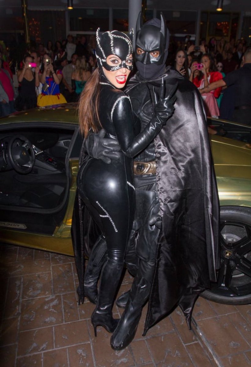 HardestFitPics's tweet photo. Kanye and Kim as Batman and Catwoman https://t.co/8gsuOq5yVG