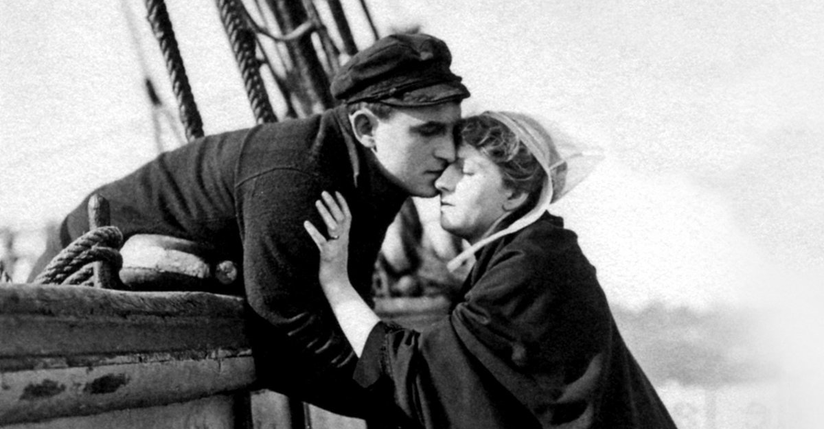 #Films2024 279- "Pécheur d'Islande" (J. de Baroncelli) ** Le cinéaste adapte le célèbre roman de Pierre Loti et mêlent histoire d'amour et aventures maritimes. De très beaux moments de mise en scène même si le sujet séduit moins que celui de La Femme et le pantin du même cinéaste