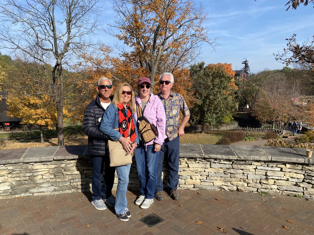 Bob White tweet media