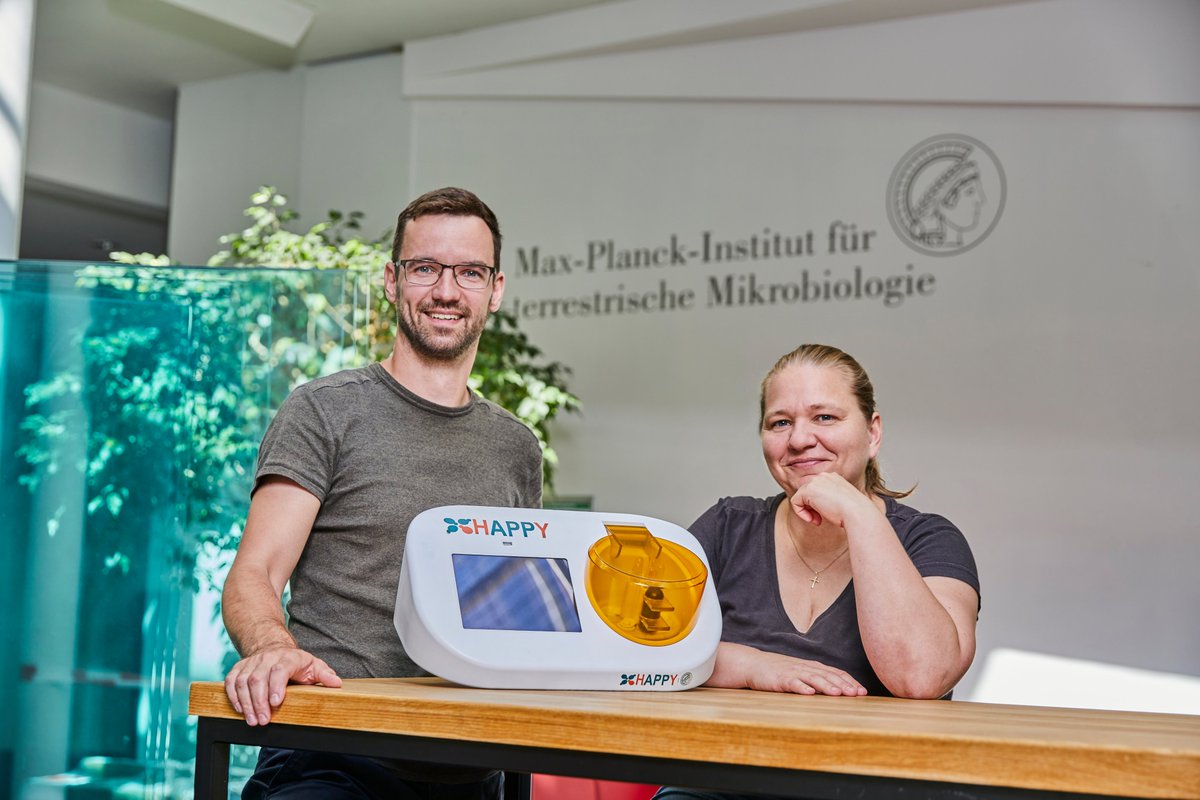 mpi_marburg's tweet image. Only 3 days left to vote! 🎉 Our microfluidic technology, ‘HAPPY’, is a finalist in the #HGP24. Help us bring this innovation to the world by casting your vote at hessischer-gruenderpreis.de/vote24#ig 📷#BiotechInnovation #ScienceForGood