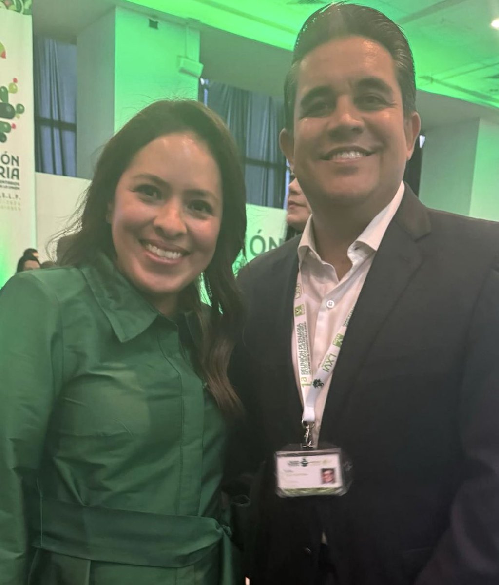 Muchas felicidades <a href="/RicardoMadridP/">Ricardo Madrid</a> por tu nuevo nombramiento como Dirigente del Partido <a href="/partidoverdesin/">PartidoVerdeSinaloa</a>. Confiamos en que con tu liderazgo la familia verde continuará en la ruta de resultados positivos en el trabajo a realizar por la ciudadanía.