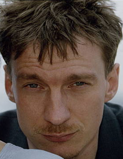 sweeter than a whole bar of chocolate🍫
#remuslupin💜#davidthewlis🧡#moony💙 #HarryPotter