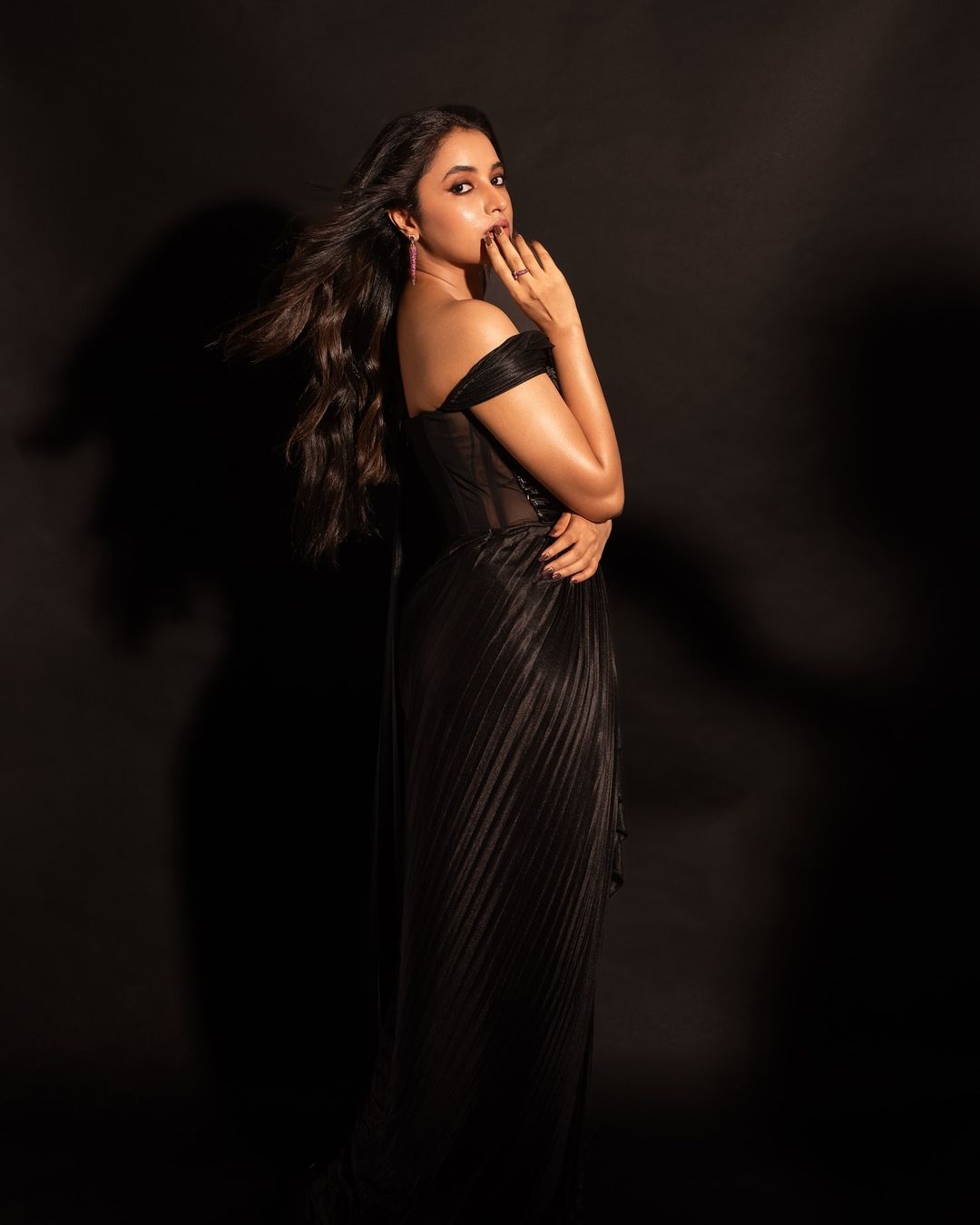 Ga_i5OAbQAkxkql?format=jpg&name=large