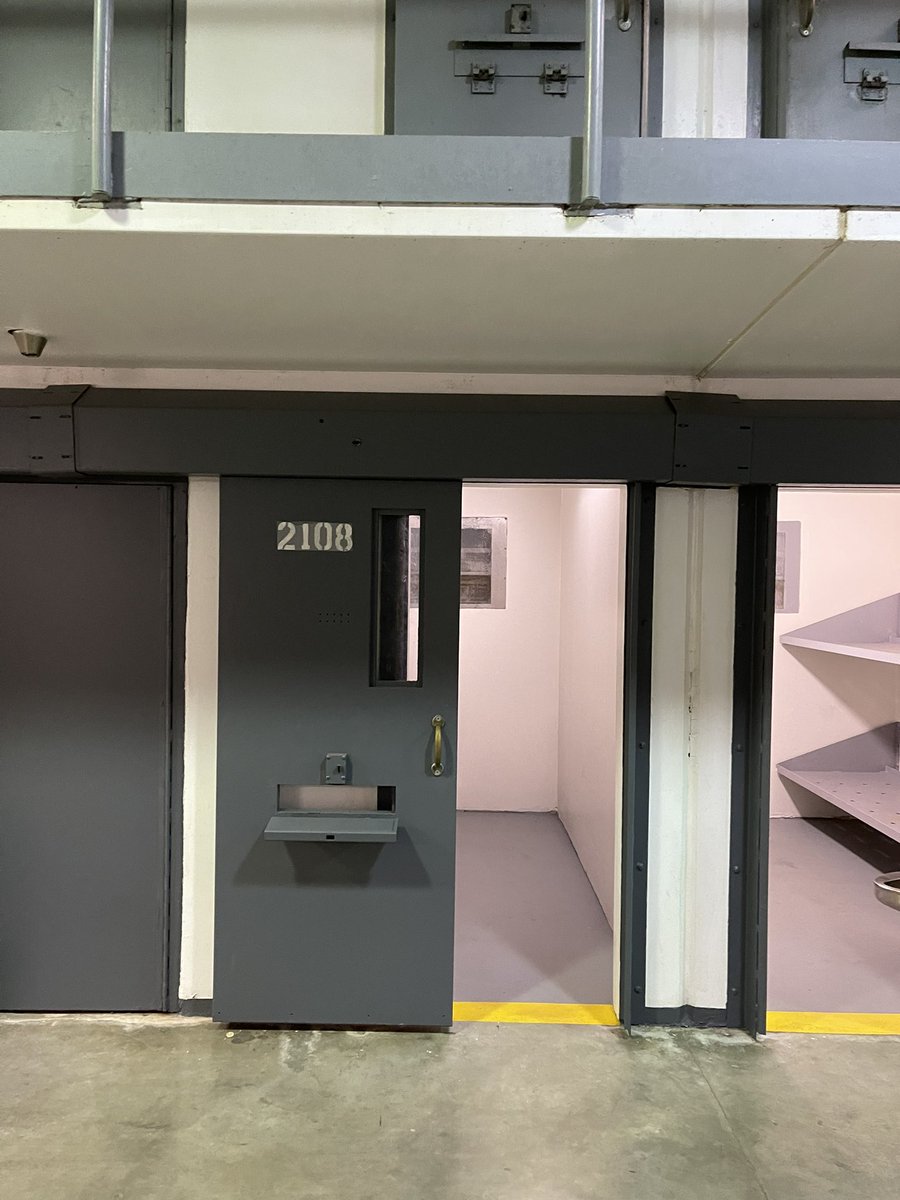 SubCigar's tweet image. Worst “all inclusive” resort ever.  The staff were mean and kept ordering me around and I never saw housekeeping once.  They kept making me do cleaning.  5 stars…would recommend all day long