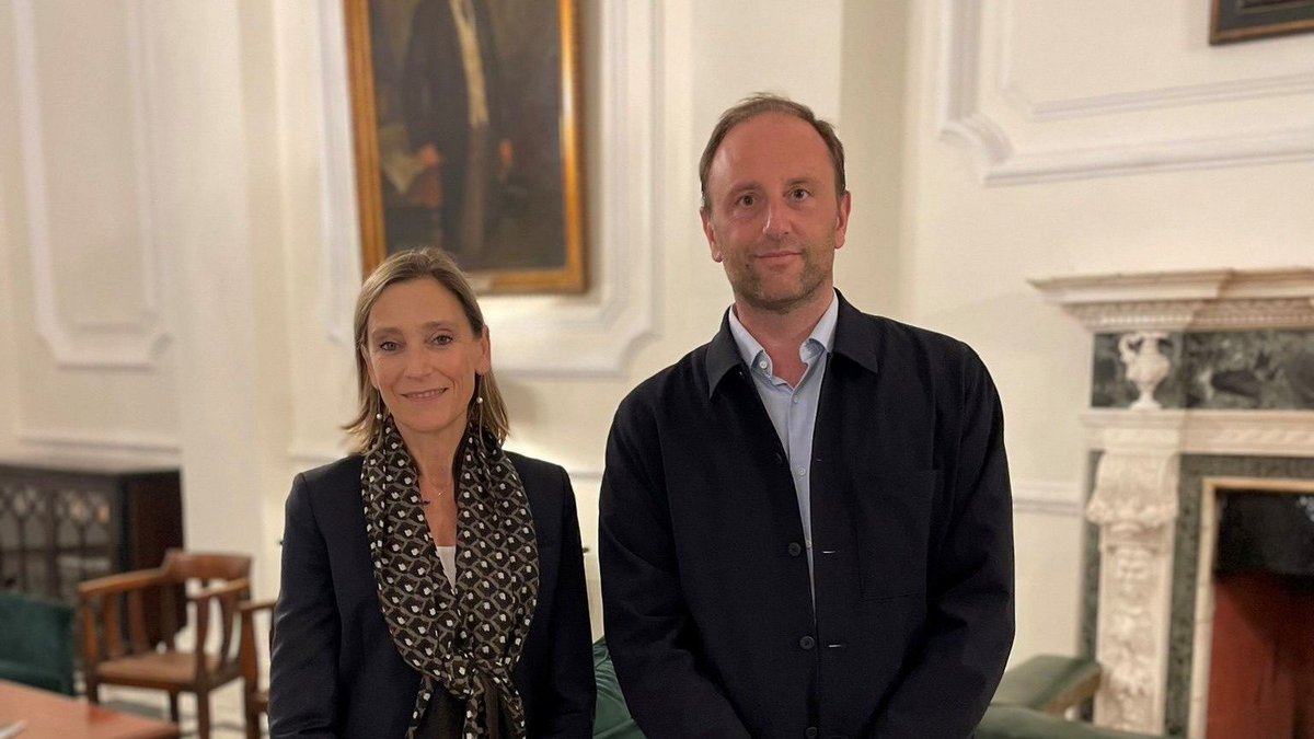 France in Malta tweet media