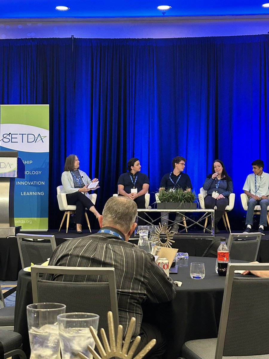 It’s time for my favorite event at the SETDA Leadership Summit the student voices. This years panel comes from Arlington Tech! #setda <a href="/NDE_GOV/">NDE</a>  <a href="/ESUCC/">ESUCC</a>