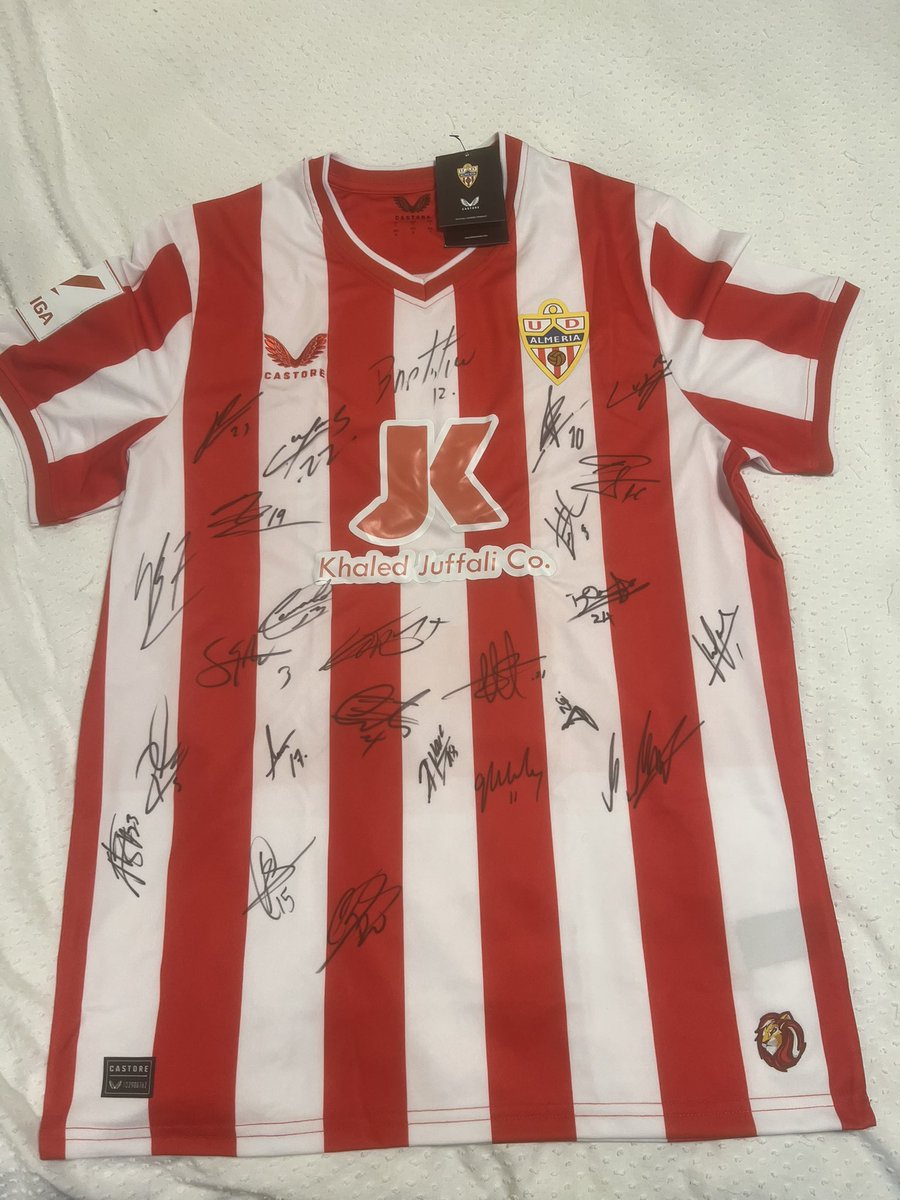 Thank you <a href="/Sorare/">Sorare</a> new team to follow 😄 <a href="/U_D_Almeria/">UD Almería</a> <a href="/UDAlmeria_Eng/">UD Almería</a> and no doubt a new stack to follow 🤩🔴⚪️