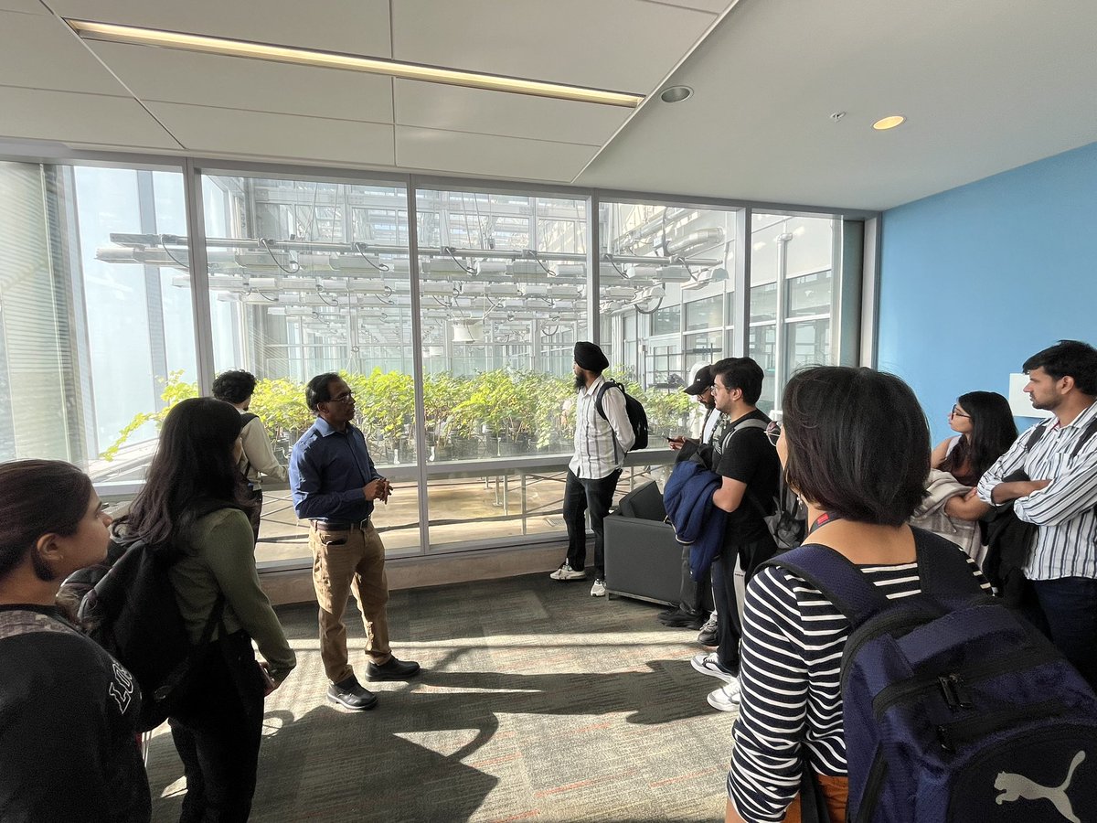 Antonia Mantonakis | The Wine Psychologist tweet media