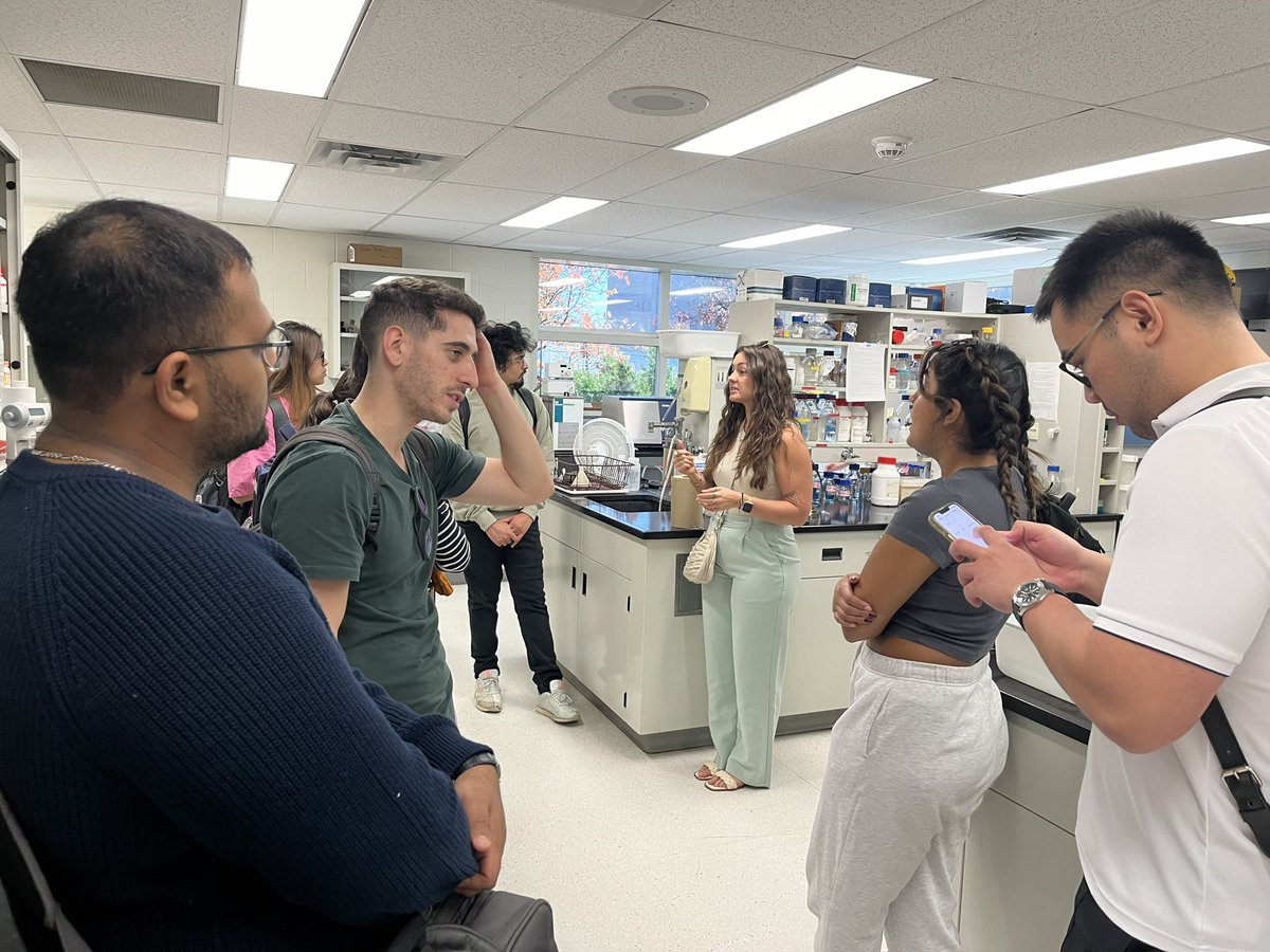 Antonia Mantonakis | The Wine Psychologist tweet media