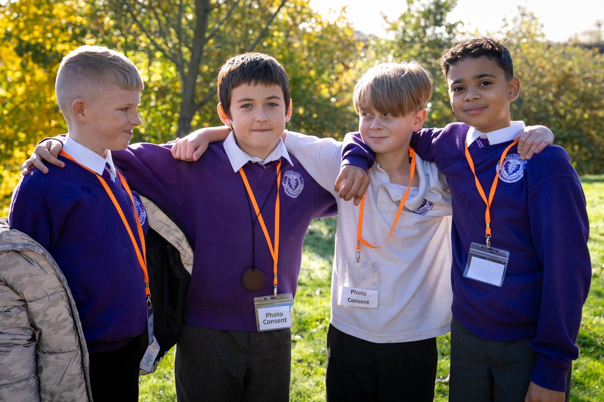 AheadP_ship's tweet photo. 🌟Last week, @ExtraServicesUK welcomed students from local schools for a behind-the-scenes experience at Cobham Services to learn all about the site’s ecology and biodiversity.
Thank you to Extra MSA for hosting such an exciting and insightful day!
#sustainability #biodiversity https://t.co/6CXic7wf00