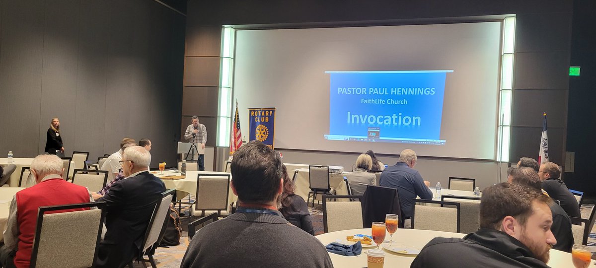 Robin_Tucker's tweet image. Today's #RotaryCR invocation on #teamwork
It applies many aspects of life.
As we stand for 🇺🇸 pledge, #4WayTest &amp;amp; welcome guests and visiting Rotarians with a robust #GoHawks