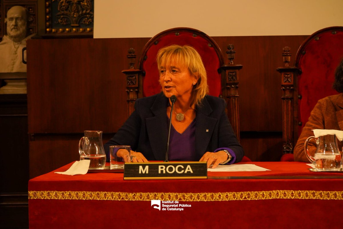 <a href="/MRocaFina/">Marta Roca Fina</a> <a href="/GrauSeguretat/">Grau en Seguretat</a> 🎤<a href="/MRocaFina/">Marta Roca Fina</a>: “Aquest setembre el <a href="/GrauSeguretat/">Grau en Seguretat</a> ha fet 10 anys. La seva evolució ha confirmat l’encert de la iniciativa: s’ha consolidat el pla d’estudis i l’equip que l’ha tirat endavant, fruit del treball del professorat universitari i dels experts del sistema de seguretat”.