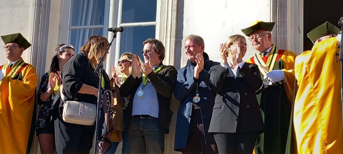 Prefet89's tweet image. 🎉76ème Fête des Vins, événement incontournable pour déguster les appellations chablisiennes. @Prefet89 a participé aux intronisations des Piliers Chablisiens, tout en saluant l'engagement des organisateurs en soutien à la filière viticole et à l'attractivité de notre #territoire