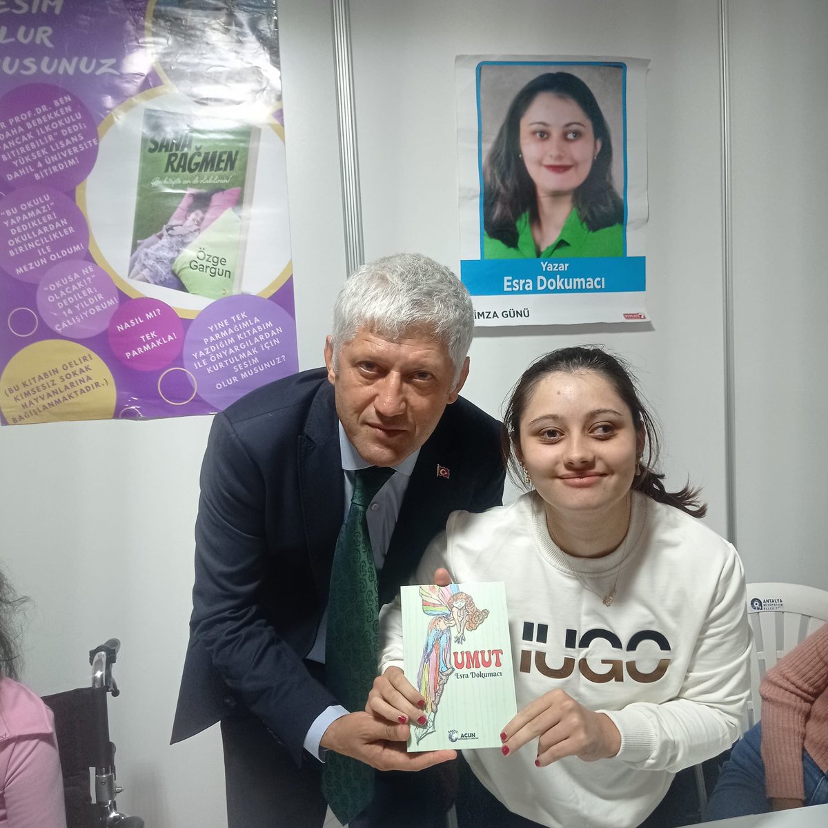 𝐃𝐫. 𝐃𝐮𝐫𝐦𝐮𝐬 𝐀𝐥𝐢 𝐀𝐑𝐒𝐋𝐀𝐍 (@drdaliarslan) on Twitter photo 14. Antalya Kitap Fuarında, Antalya’da yaşayıp üreten çok değerli yazarlarımıza kitaplarını imzalattım. (II)
<a href="/ANTALYABB/">ANTALYA BÜYÜKŞEHİR</a>
<a href="/ABBTelevizyonu/">ABB TV</a>
<a href="/yorukfestant/">Uluslararası Antalya Yörük Türkmen Festivali</a>
<a href="/BocekMuhittin/">Muhittin Böcek</a>
#14antalyakitapfuarı 14. Antalya Kitap Fuarında, Antalya’da yaşayıp üreten çok değerli yazarlarımıza kitaplarını imzalattım. (II)
<a href="/ANTALYABB/">ANTALYA BÜYÜKŞEHİR</a>
<a href="/ABBTelevizyonu/">ABB TV</a>
<a href="/yorukfestant/">Uluslararası Antalya Yörük Türkmen Festivali</a>
<a href="/BocekMuhittin/">Muhittin Böcek</a>
#14antalyakitapfuarı