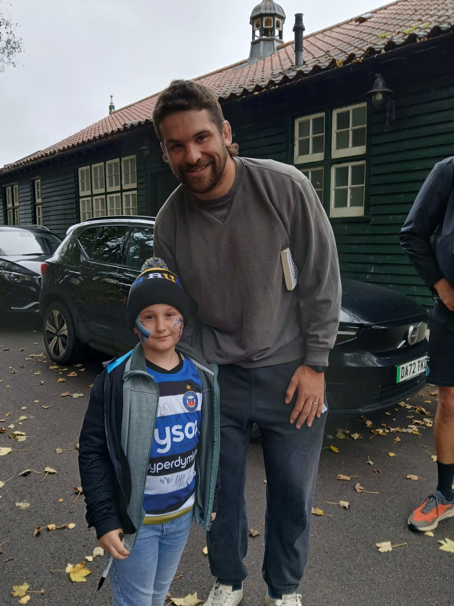 BirdyAsh88's tweet photo. @charlieewels such a great dad moment today seeing Oscar so so happy meeting his absolute hero in Charlie! What a great memory for him to have! School project, bracelet made, autograph and photo! Think the boys a superfan! Thanks for taking the time, so appreciated. 🔵 ⚫️ ⚪️ https://t.co/IiYMz3zPwX