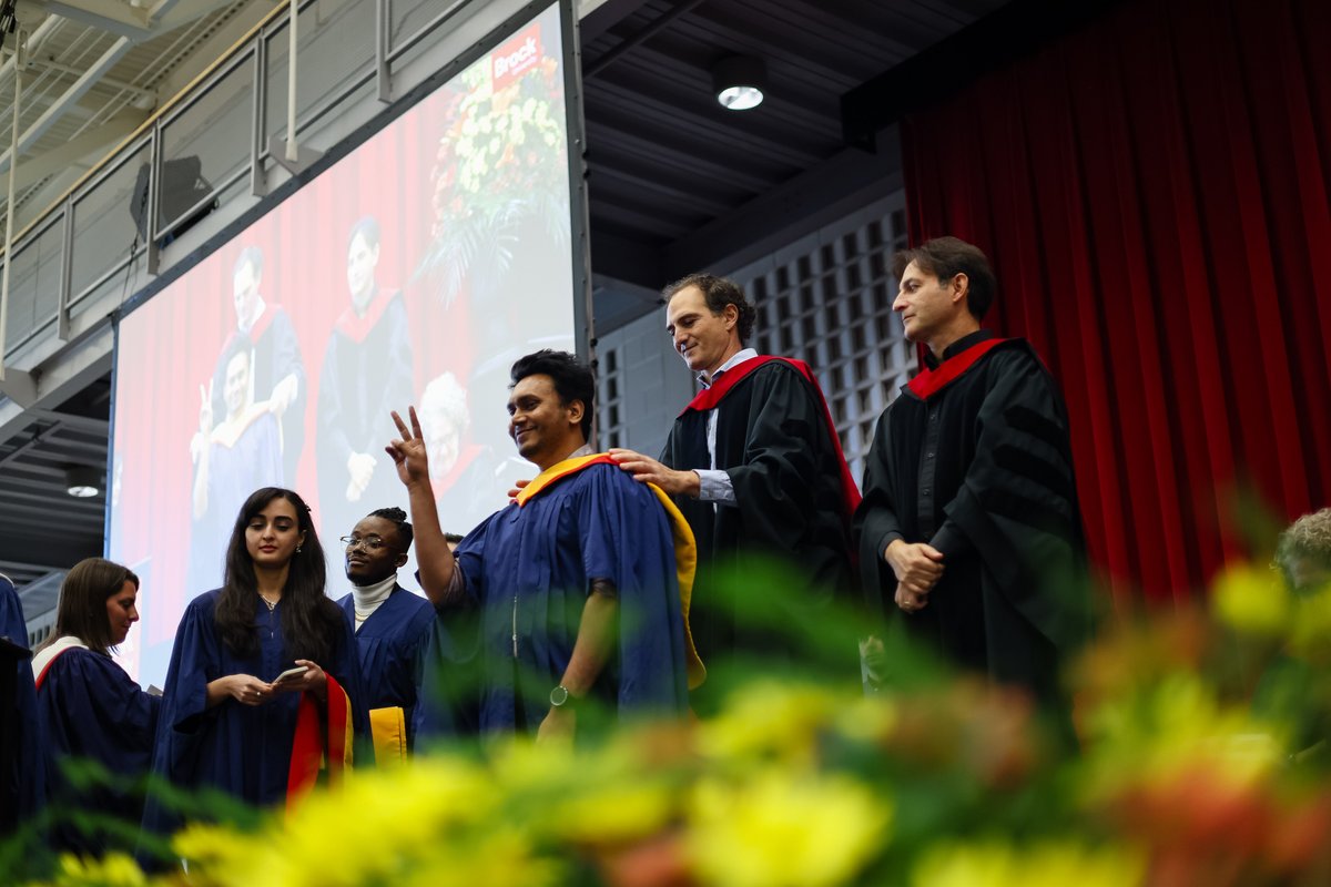 Brock FMS (@brockufms) on Twitter photo #BrockU Fall Convocation photos have been posted to <a href="/BrockUniversity/">Brock University</a>'s Facebook page: loom.ly/8Mduicg #BrockU Fall Convocation photos have been posted to <a href="/BrockUniversity/">Brock University</a>'s Facebook page: loom.ly/8Mduicg