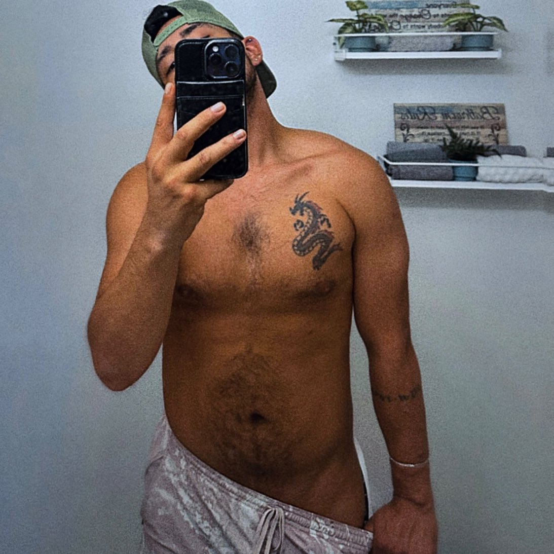 Rj89_98's tweet photo. #LGBTQ #gay #str8 #bro #homo #shower #selfie #guys #guysofx #hairygaymen #dadbod
#latino #latinoguys #str8menhunter #pits #pecks #shirtless #hairy #bros #hung #versatile #Latinos #straightbro
@str8boyspremium
@solohombreslat
@LoveAndLightTv
@str8men_hunters https://t.co/M19P1mZgw7