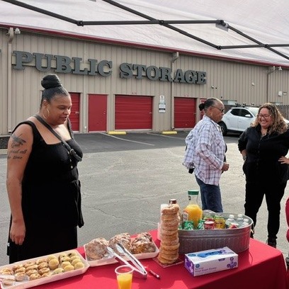 SPStorage's tweet image. Thanks to everyone who came out and made the SPS Sacramento - Power Inn Mixer amazing! 🤝 We loved connecting with the community and sharing some great moments. #SecurityPublicStorage #Sacramento