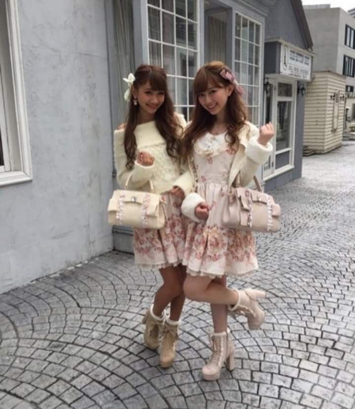 strawbunnybisou's tweet photo. cutest himekaji gal fits!!! https://t.co/xncId7D1Um