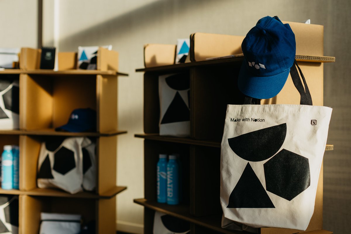 NotionHQ's tweet image. #makewithnotion vibes