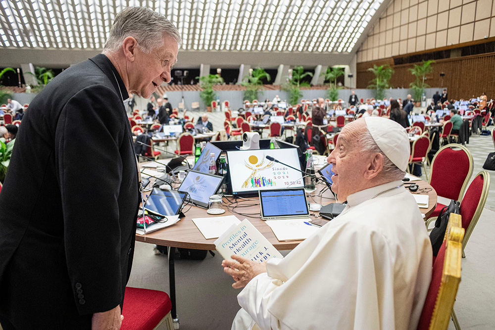 Spotted: Pope Francis at the Vatican synod holding a copy of former Congressman Patrick Kennedy's new book on mental health (via <a href="/NCRonline/">NCR</a>: ncronline.org/vatican/vatica…)
