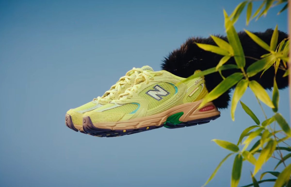 SOLELINKS's tweet photo. Salehe Bembury x New Balance 530 'Bamboo' releases tomorrow (10/29) at 9am PT/12pm ET => https://t.co/LQBM6msWwe https://t.co/SJybLjBkUb
